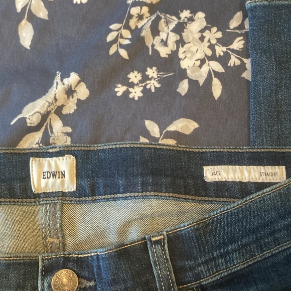 Edwin Jeans - Picture 2 of 3